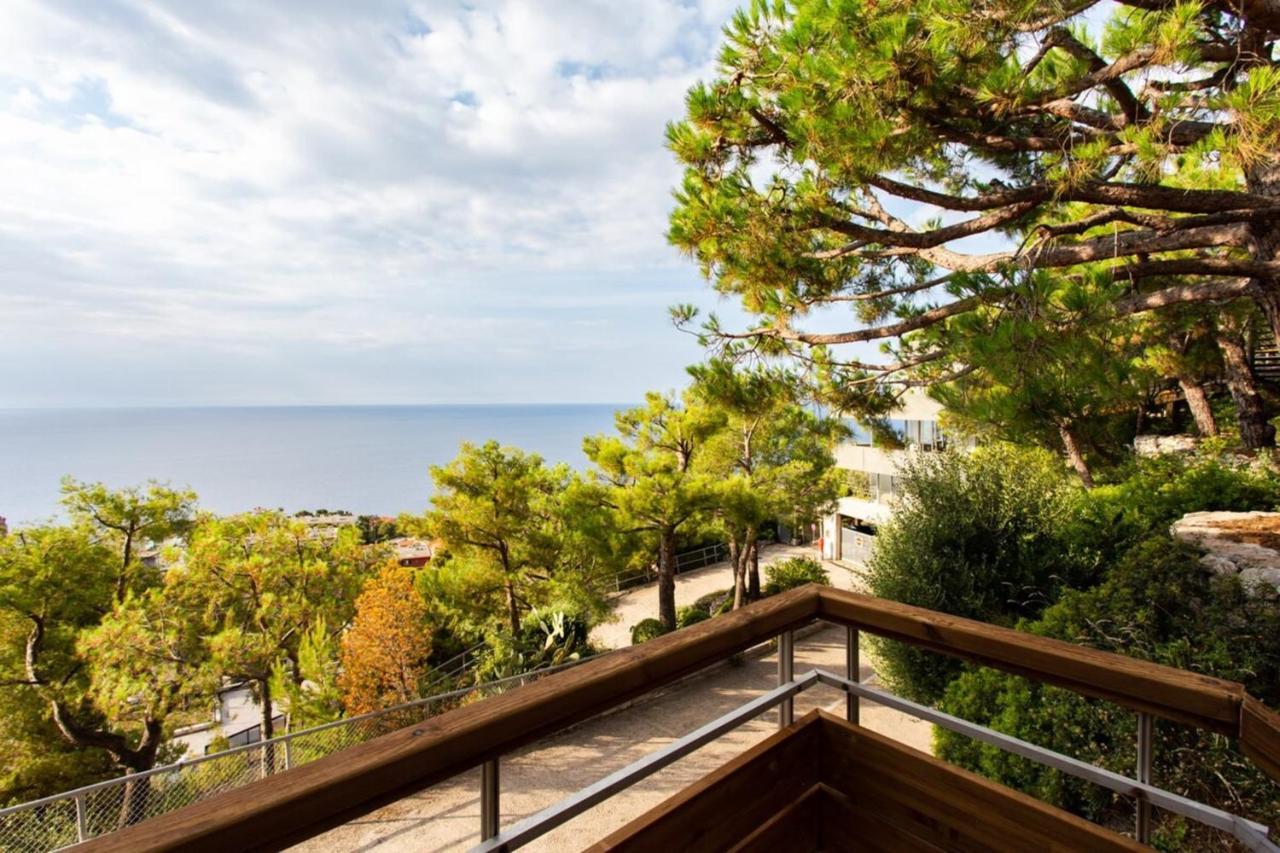 Air-Conditioned Apartment With Sea View Furnished Terrace & Parking Cap-d'Ail Eksteriør bilde